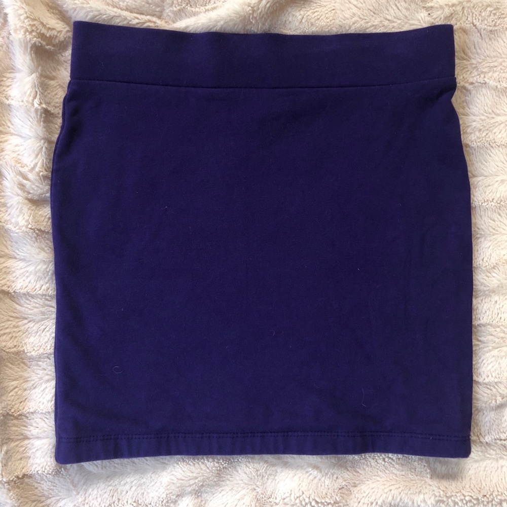 Purple Mini Skirt 💜⚡️ - Picture 2 of 2